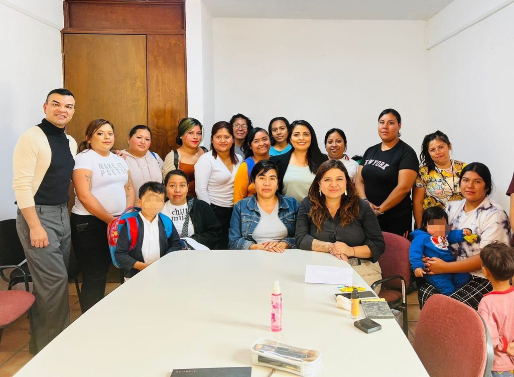 Acerca Gobierno Municipal de SLP, talleres ocupacionales a la delegación de La Pila