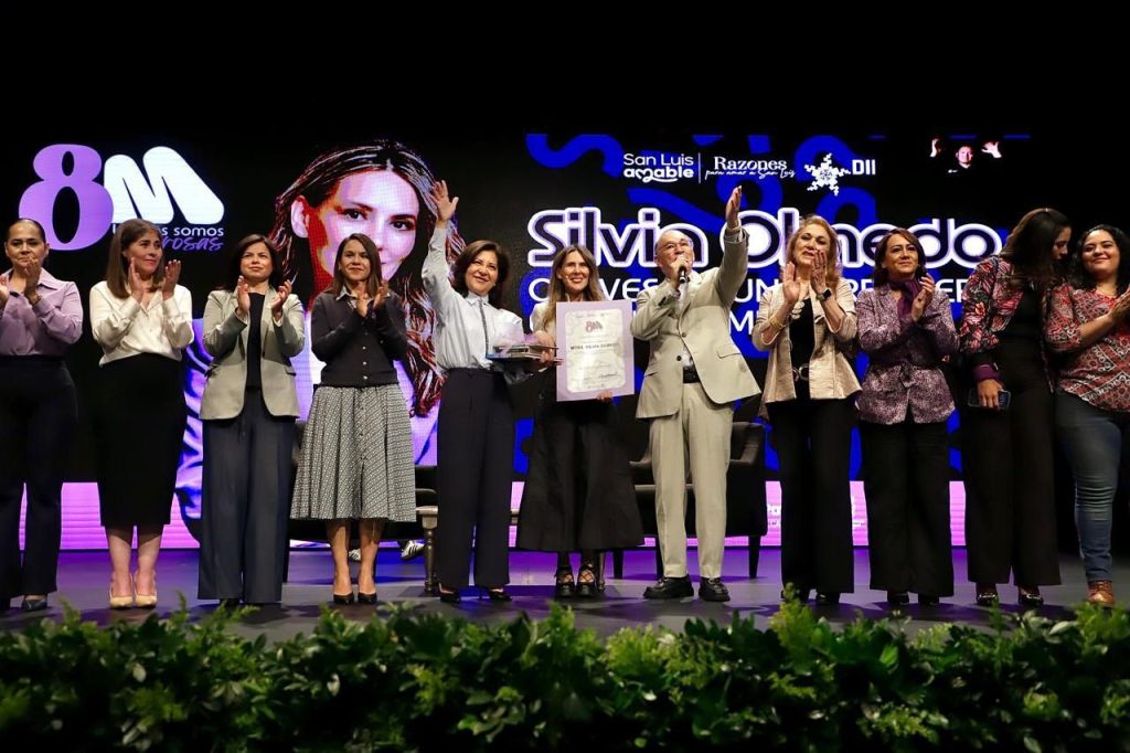Video-Empoderamiento femenino con espíritu crítico y educación, expone Silvia Olmedo en su conferencia a las mujeres&nbsp;potosinas