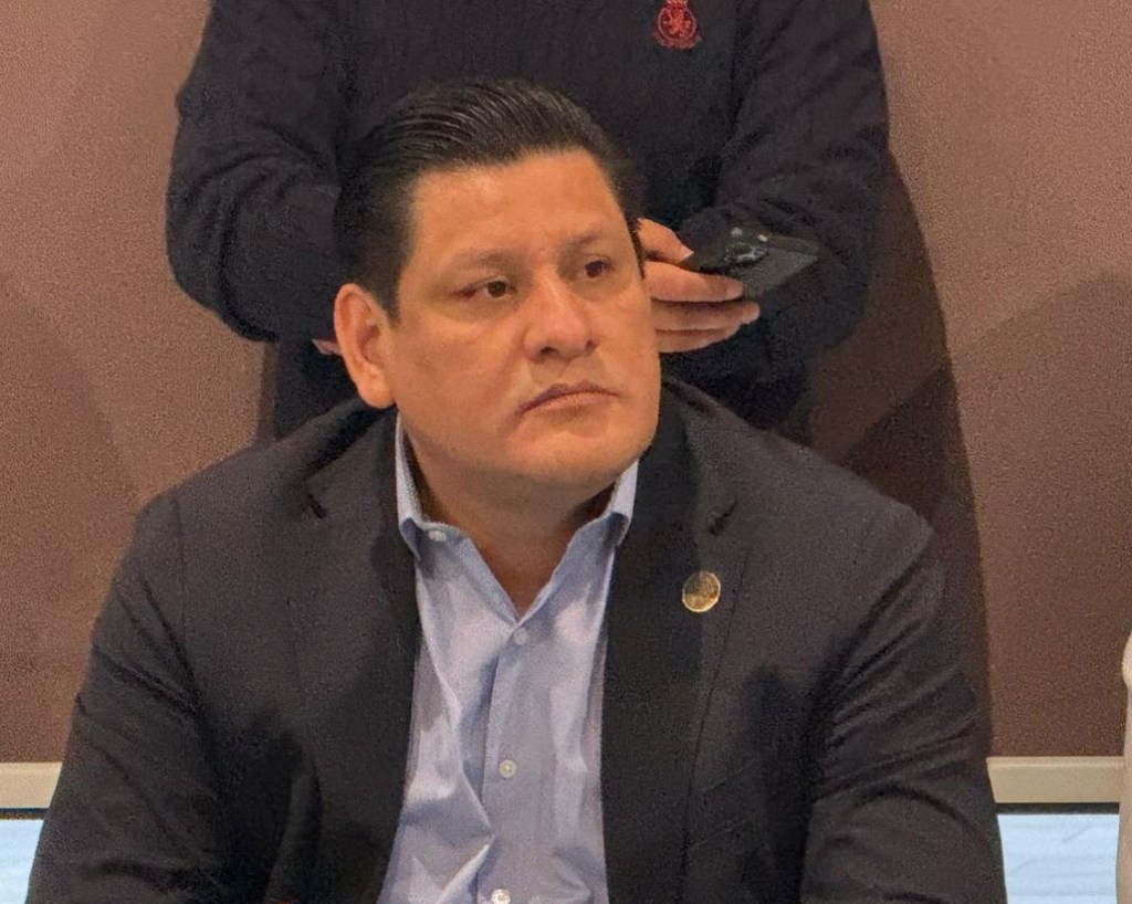 Reducir la jornada laboral es justicia para las y los trabajadores potosinos: Dip. Francisco&nbsp;Castillo