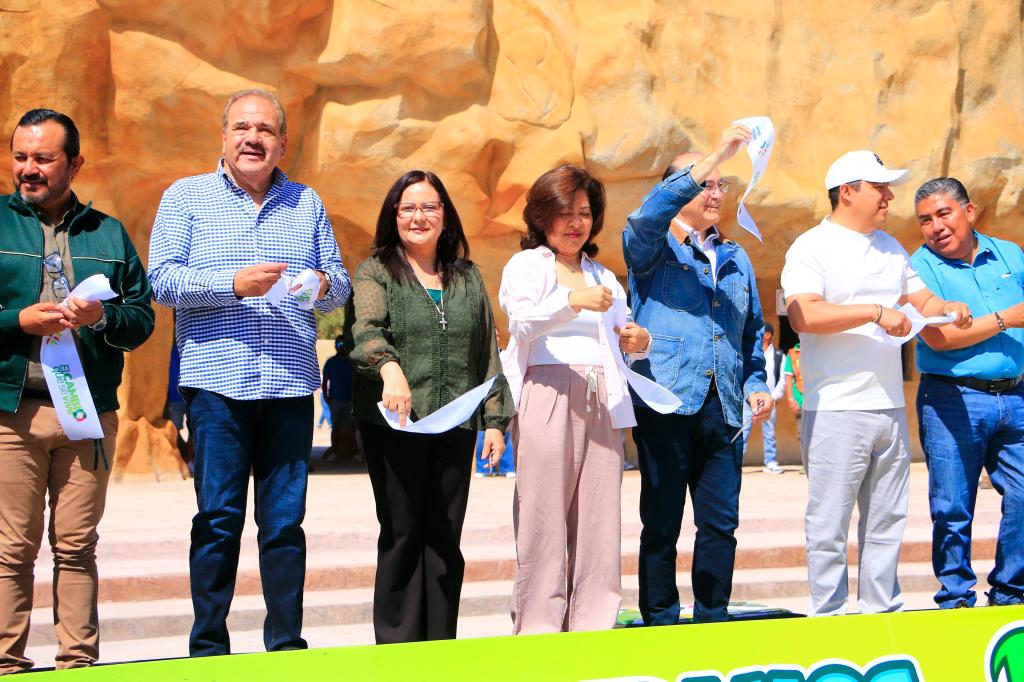 PATY ARADILLAS DESTACA APERTURA DE DINOASIS