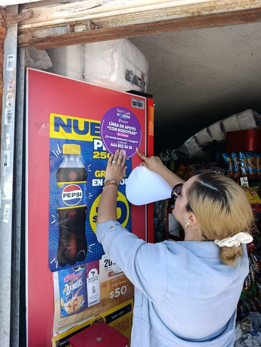 Se difunde en comunidades rurales de La Pila, la línea municipal de apoyo “Con Nosotras”