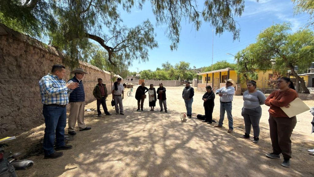 Conjunción de esfuerzos entre la delegación de Bocas y el INTERAPAS a favor de la zona&nbsp;rural