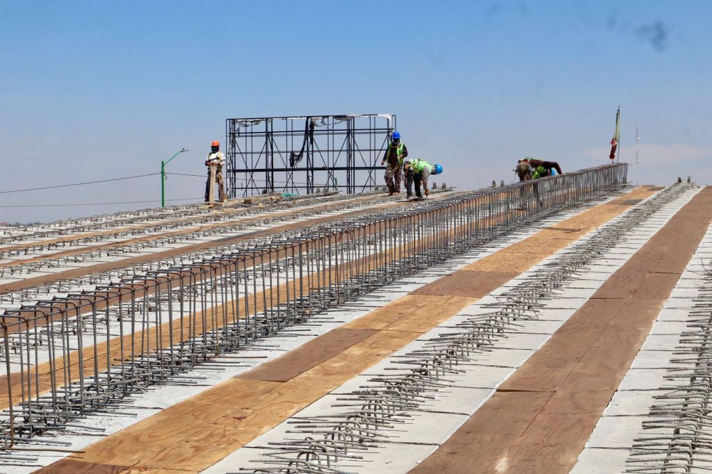 SE EXTIENDEN CIERRES EN EL PUENTE SUPERIOR VEHICULAR VALLE DE LOS FANTASMAS