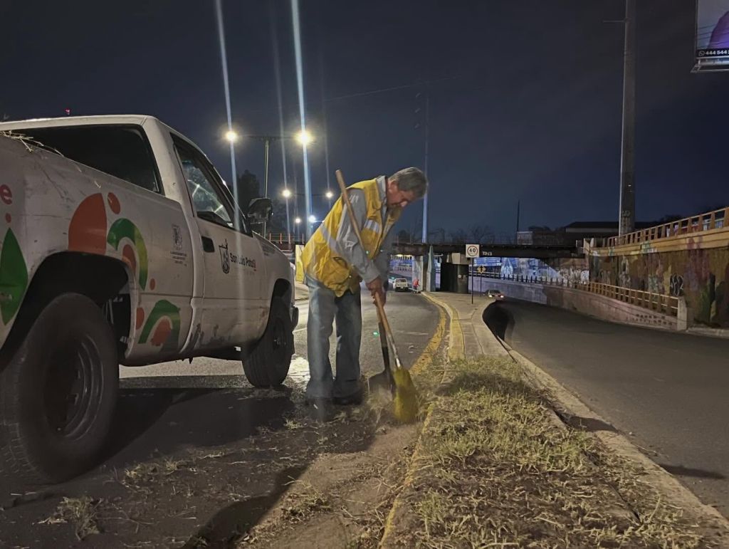 Trabajos nocturnos transforman vialidades en San Luis Capital