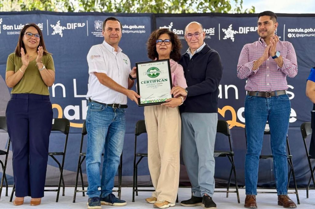Primarias de la Capital Libres de Caries, reciben certificación&nbsp;oficial