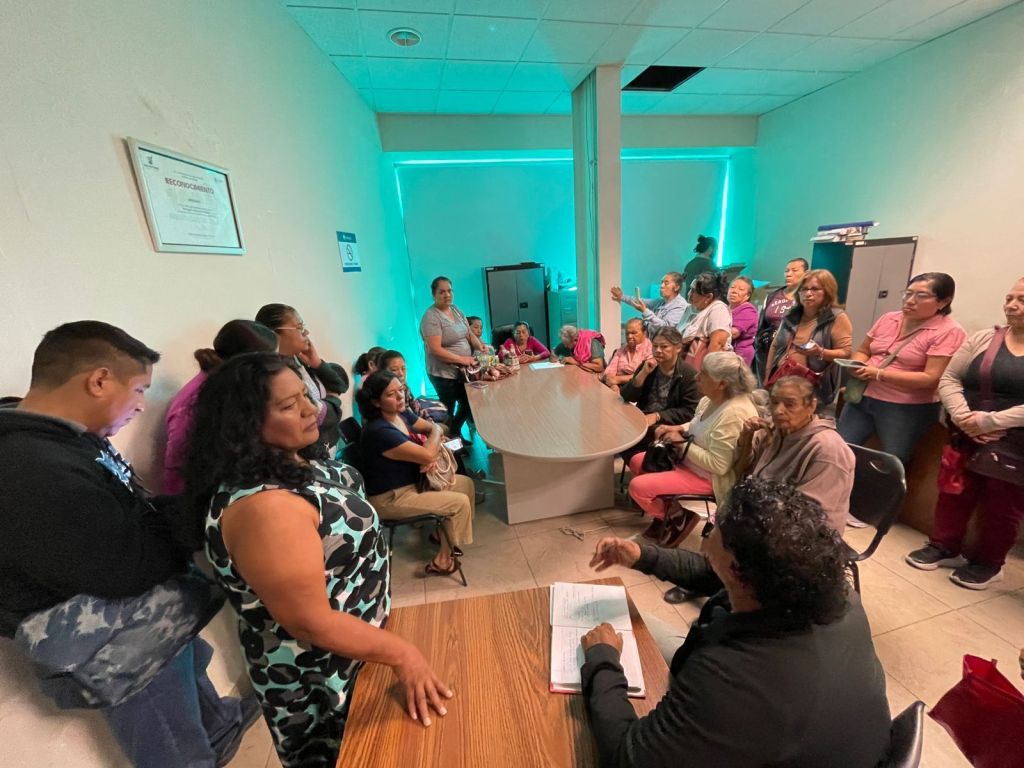 Interapas da seguimiento a compromisos con vecinos de la zona&nbsp;norte