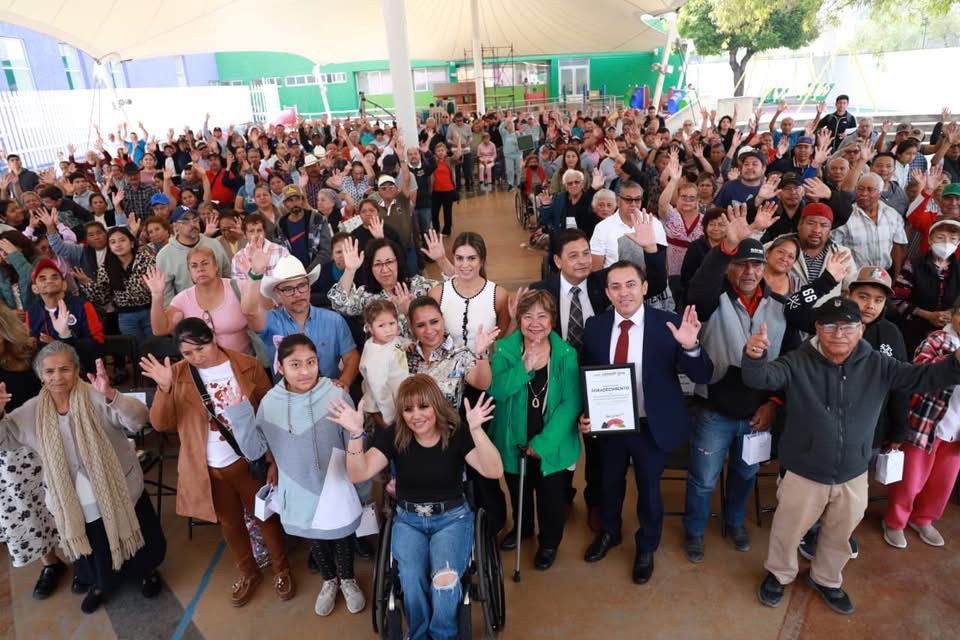 GOBIERNO ESTATAL ENTREGA APOYOS A PERSONAS CON DISCAPACIDAD&nbsp;AUDITIVA