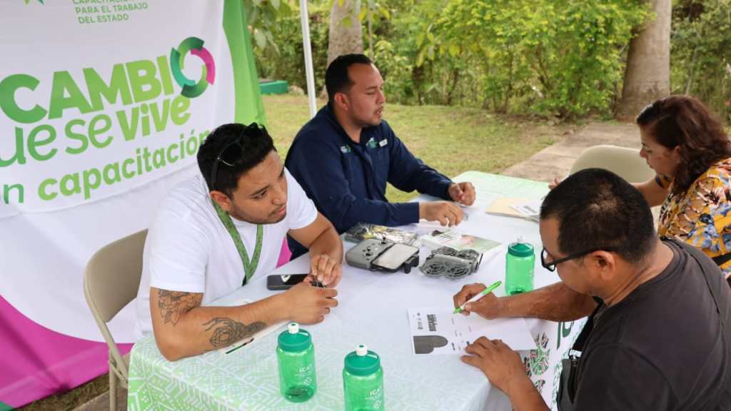 GOBIERNO ESTATAL IMPULSA RECLUTAMIENTO DE INSTRUCTORES EN REGIONES MEDIA Y&nbsp;HUASTECA