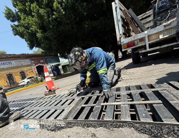 Continúan las acciones del Gobierno de la Capital para mantener las calles del primer&nbsp;cuadro