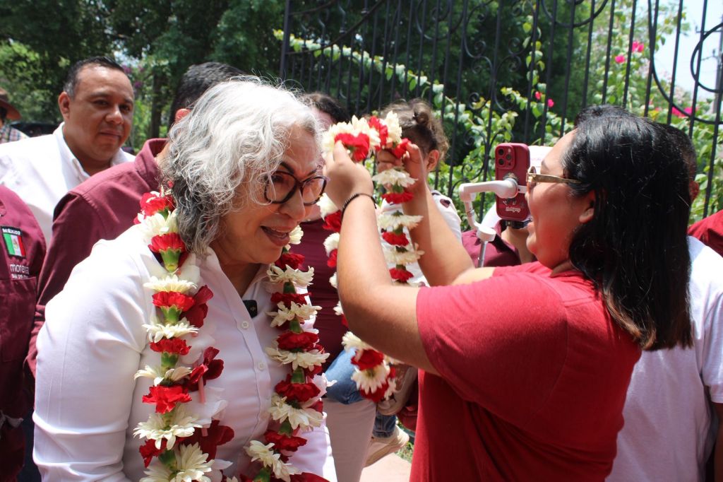 “Si estamos juntos, nadie nos va a romper”: Rita Ozalia llama a la unidad en Tamazunchale para llevar la Transformación a todo San Luis&nbsp;Potosí.