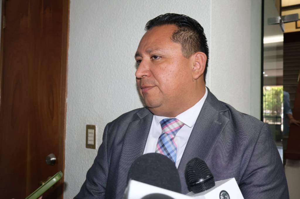 REVISARÁN SITUACIÓN FISCAL DE MAESTROS DE TELESECUNDARIA ANTE POSIBLES IRREGULARIDADES EN RETENCIONES: DIP. FERNANDO&nbsp;GÁMEZS