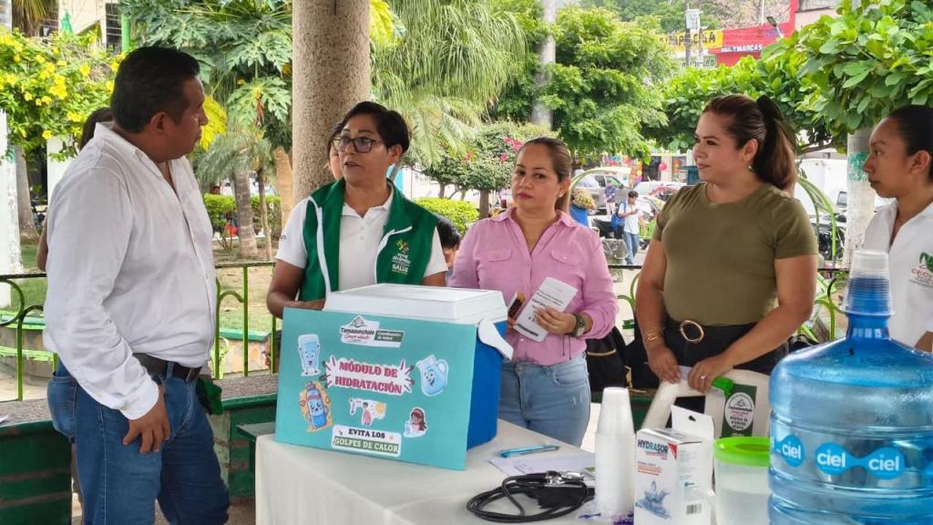 GOBIERNO ESTATAL REFUERZA PREVENCIÓN CON PUNTOS DE HIDRATACIÓN EN LA&nbsp;HUASTECA