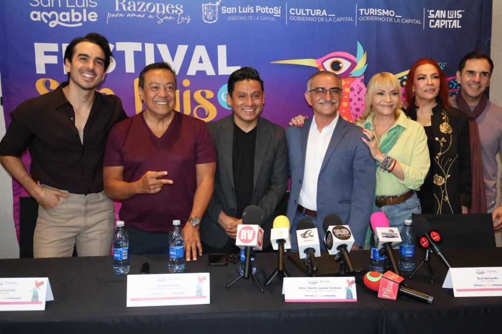 Big Band Jazz de México y Grandes Voces Rinden Homenaje a Juan Gabriel en el Teatro de la&nbsp;Paz