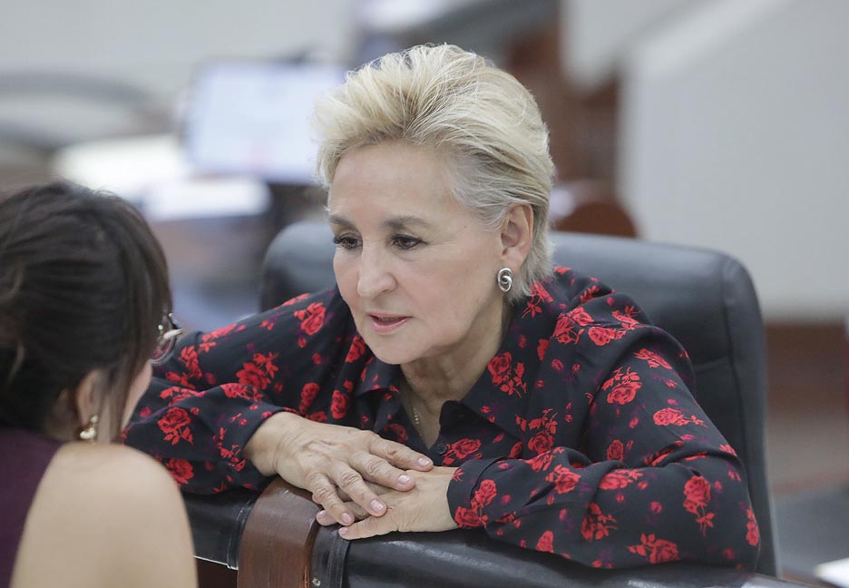 RESPALDA DIP. FRINNÉ AZUARA YARZÁBAL INICIATIVA QUE PROMUEVE EL LEGISLADOR HÉCTOR SERRANO CORTÉS PARA FORTALECER FILTROS EN&nbsp;CANDIDATURAS