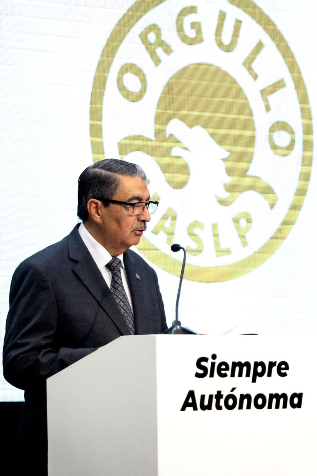 RECTOR DE LA UASLP EXIGE MAYOR INVERSIÓN Y RESPETO A LA AUTONOMÍA&nbsp;UNIVERSITARIA