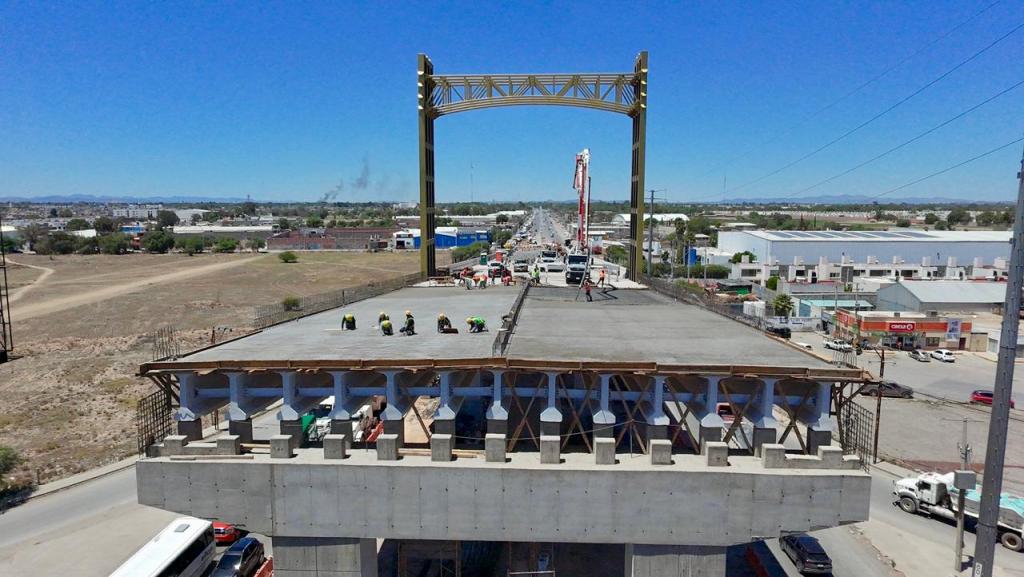 DESTACA JUAN MANUEL NAVARRO IMPACTO PARA EL DESARROLLO SOCIAL DEL PUENTE VEHICULAR EN CIRCUITO&nbsp;POTOSÍ