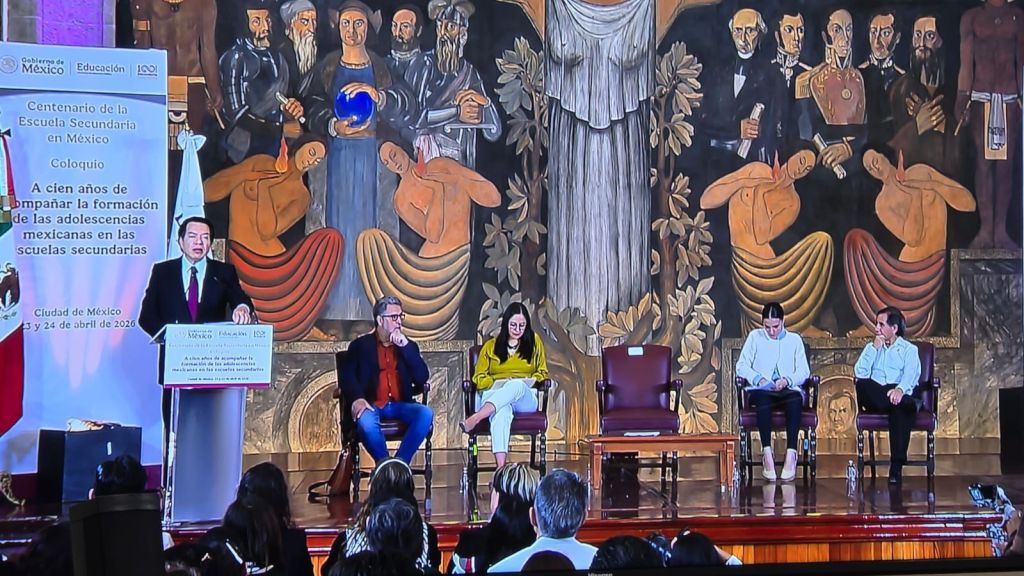 ESTADO IMPULSA PARTICIPACIÓN DOCENTE EN COLOQUIO&nbsp;NACIONAL