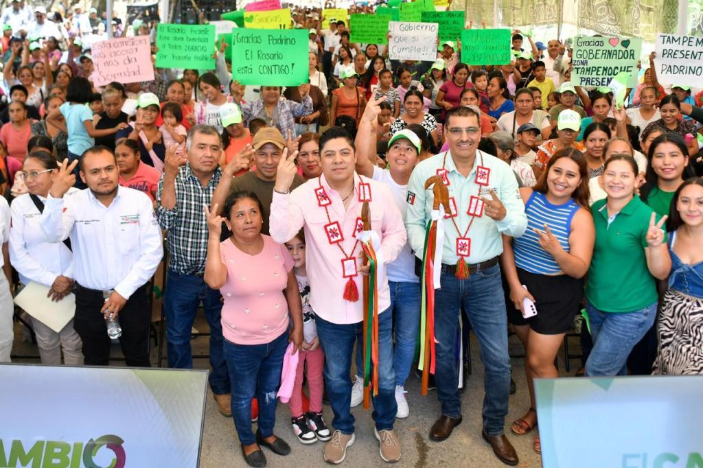 RICARDO GALLARDO INAUGURA UN CAMINO MÁS EN LA HUASTECA&nbsp;POTOSINA