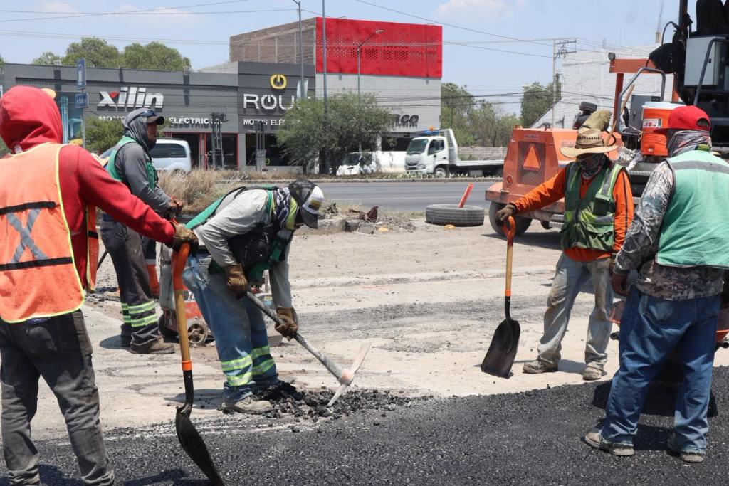 GOBIERNO ESTATAL AVANZA EN MODERNIZACIÓN DE LATERALES DE LA CARRETERA&nbsp;57