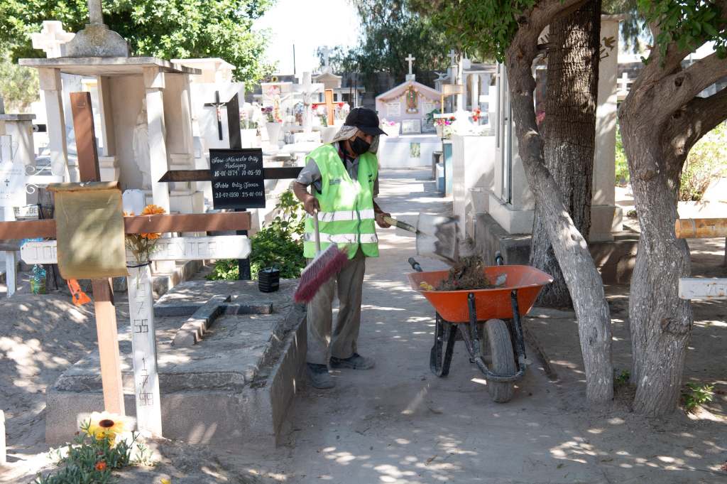 SOLEDAD ALISTA PANTEONES MUNICIPALES PARA RECIBIR A VISITANTES ESTE DÍA DE LAS MADRES 