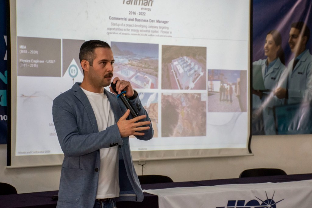 Egresado del IICO UASLP lleva la ingeniería física al mundo de los&nbsp;negocios