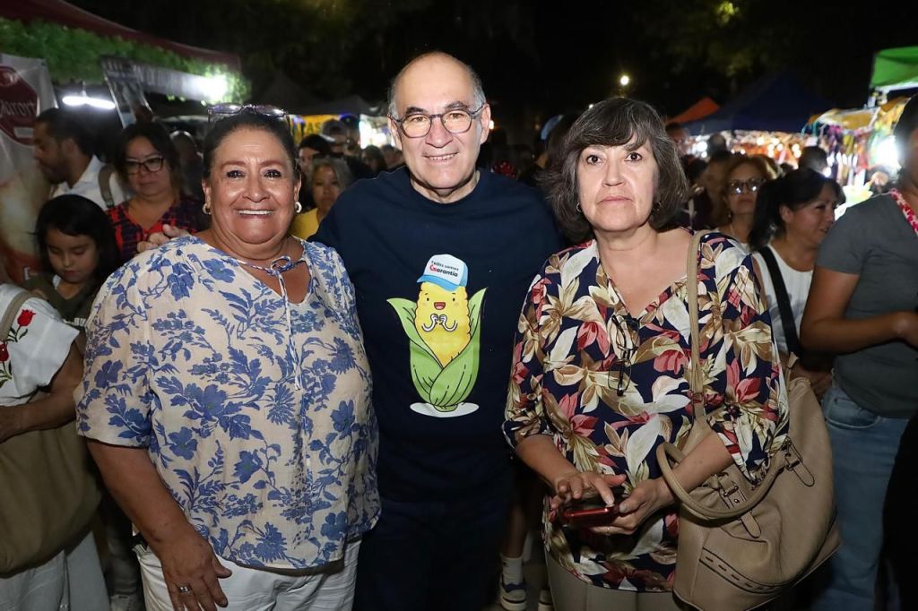 Gran festejo a madres potosinas, ofrecen Alcalde Enrique Galindo y Estela&nbsp;Arriaga