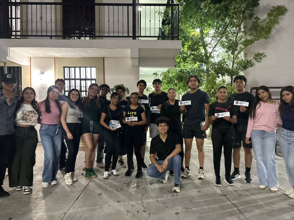 GOBIERNO ESTATAL CELEBRA A LAS JUVENTUDES CON RALLY ESTUDIANTIL
