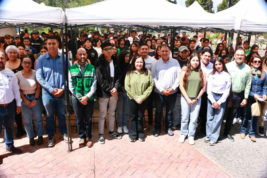 VILLA DE POZOS IMPULSA EL CUIDADO AMBIENTAL CON PLANTACIÓN DE ÁRBOLES