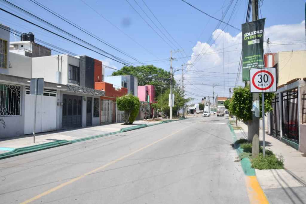 GOBIERNO DE SOLEDAD RENOVÓ LA CALLE SIERRA DE ÁLVAREZ COMO PARTE DEL PLAN DE URBANIZACIÓN