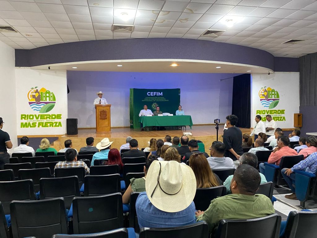 GOBIERNO ESTATAL REFUERZA SANIDAD ANIMAL EN LAS CUATRO REGIONES