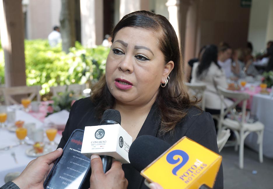 BLOQUEOS DE TAXISTAS AFECTAN A LA CIUDADANÍA Y NO SE JUSTIFICAN CUANDO EXISTE DIÁOLOGO ABIERTO CON LA AUTORIDAD&nbsp;ESTATAL