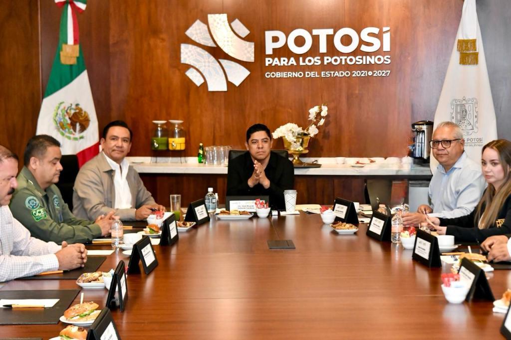 RICARDO GALLARDO Y ALCALDES FORTALECEN PAZ EN LA&nbsp;HUASTECA