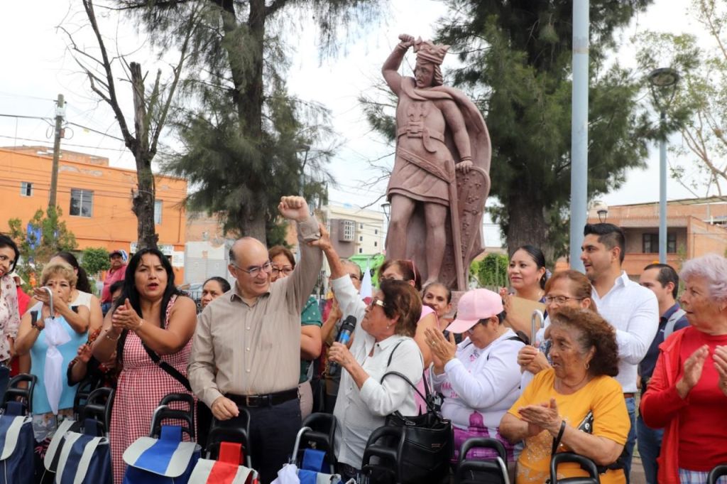 Enrique Galindo anuncia obras y rehabilitación urbana para la colonia San&nbsp;Luis