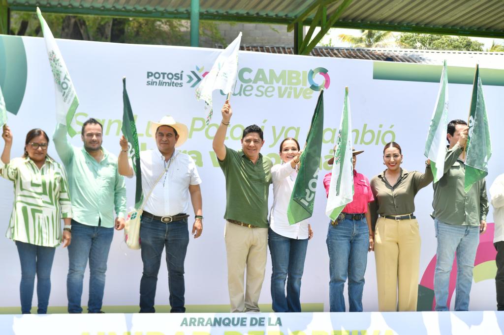 RICARDO GALLARDO INVERTIRÁ MIL 200 MILLONES DE PESOS EN MÁS CARRETERAS PARA LA&nbsp;HUASTECA
