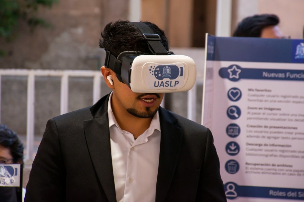 Proyecto de realidad virtual de alumnos de la UASLP permite acercar la ciencia y la historia a nuevas&nbsp;generaciones