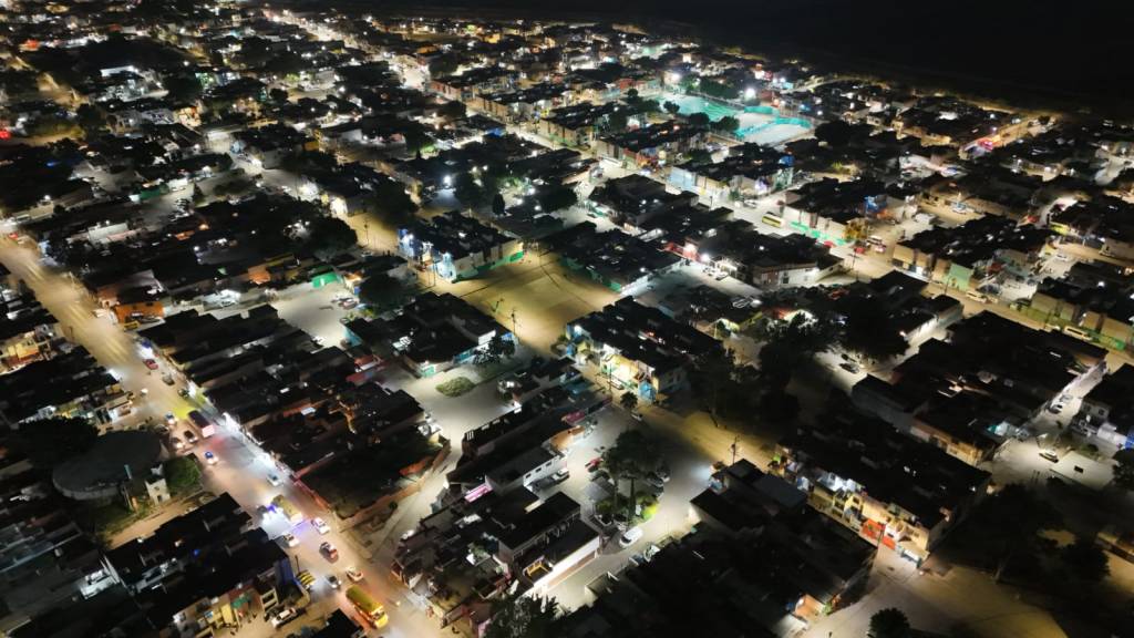 AVANZA VILLA DE POZOS EN LA MODERNIZACIÓN DEL ALUMBRADO PÚBLICO