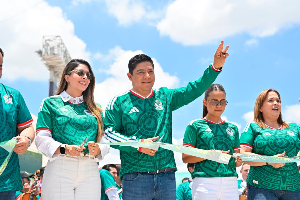 RICARDO GALLARDO ARRANCA LA FIESTA FUTBOLERA EN SAN LUIS