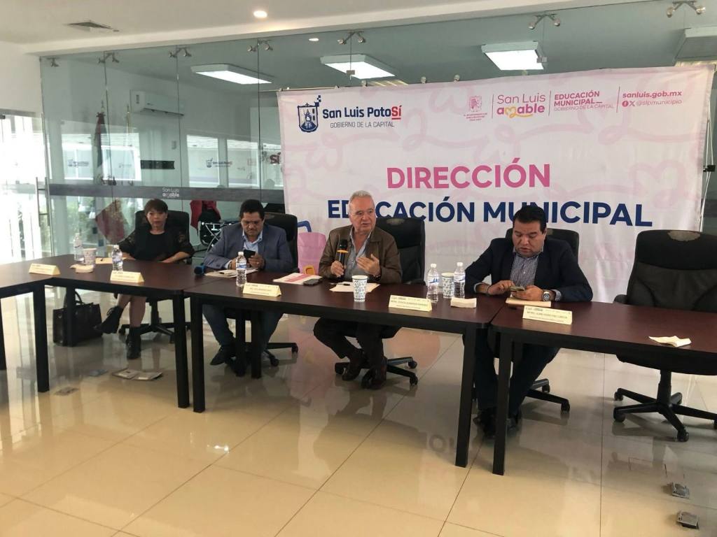 Suma y aporta San Luis Capital a los Consejos Municipales de Participación Social en la&nbsp;Educación