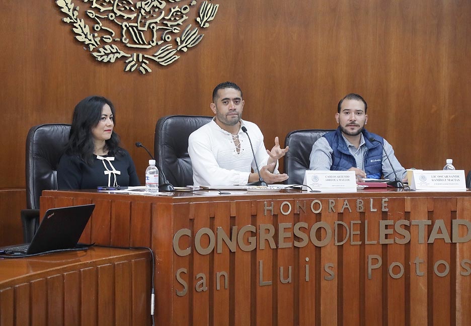 SE LLEVÓ A CABO UNA MESA DE TRABAJO DE PREPARACIÓN PARA EL FORO SOBRE REGULACIÓN ÉTICA DE LA INTELIGENCIA ARTIFICIAL