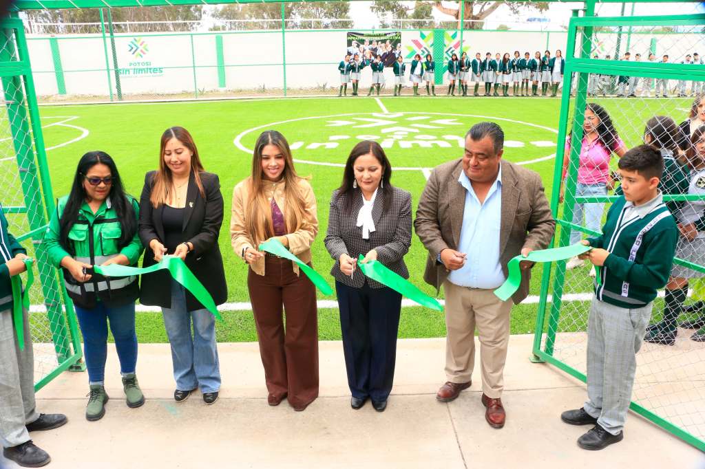 PATY ARADILLAS RECONOCE IMPULSO DEL GOBIERNO DEL ESTADO EN INFRAESTRUCTURA EDUCATIVA PARA VILLA DE POZOS