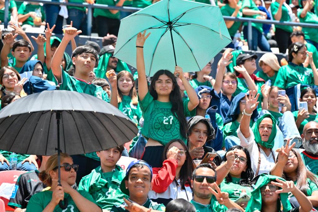 RICARDO GALLARDO INVITA A VIVIR JUNTOS HOY LA PASIÓN MUNDIALISTA EN EL ESTADIO LIBERTAD FINANCIERA*