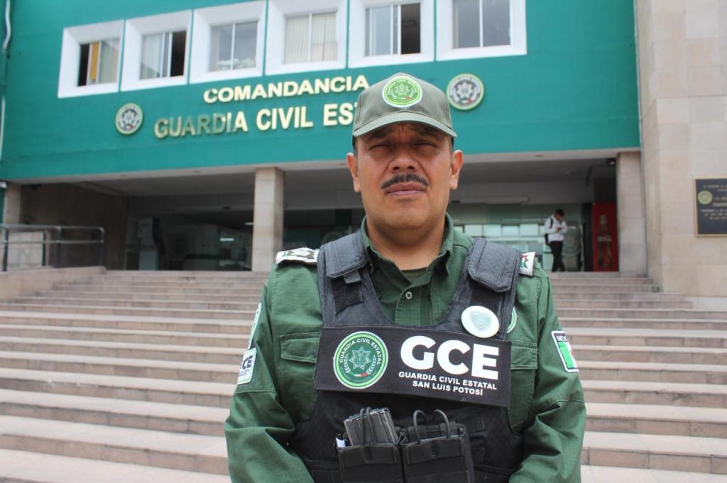 GOBIERNO ESTATAL RECONOCE A LOS PADRES DE LA GUARDIA CIVIL&nbsp;ESTATAL