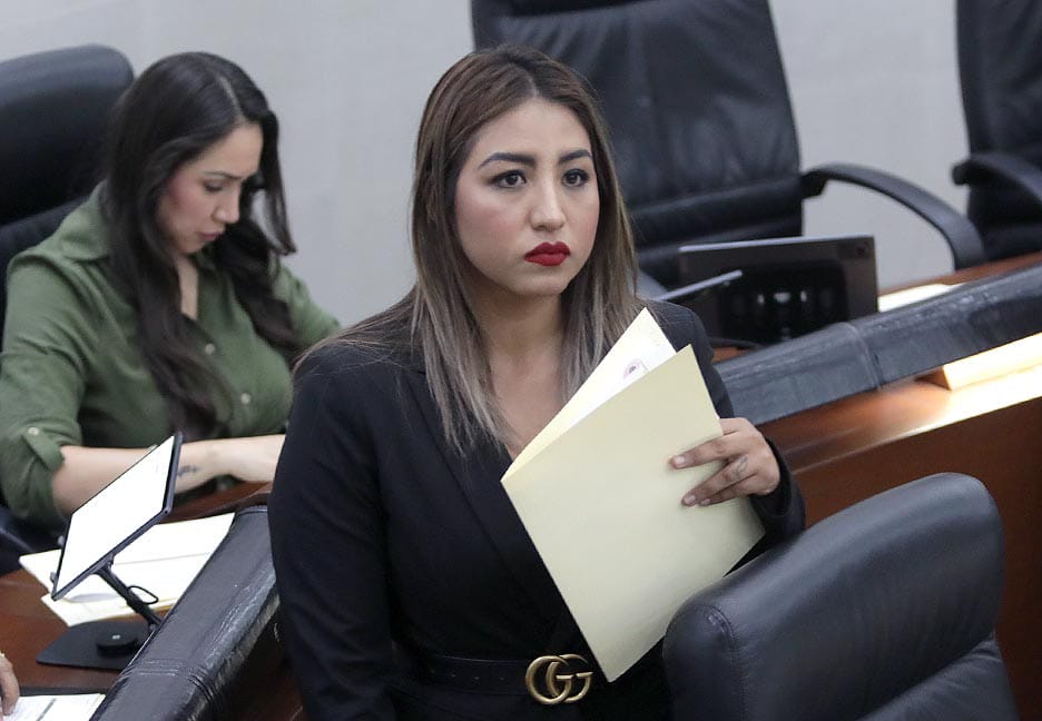 EL CONGRESO DEL ESTADO APROBÓ REFORMAR LA LEY DE ACCESO DE LAS MUJERES A UNA VIDA LIBRE DE VIOLENCIA, PARA INCLUIR EL CONCEPTO DE VIOLENCIA ESTÉTICA.