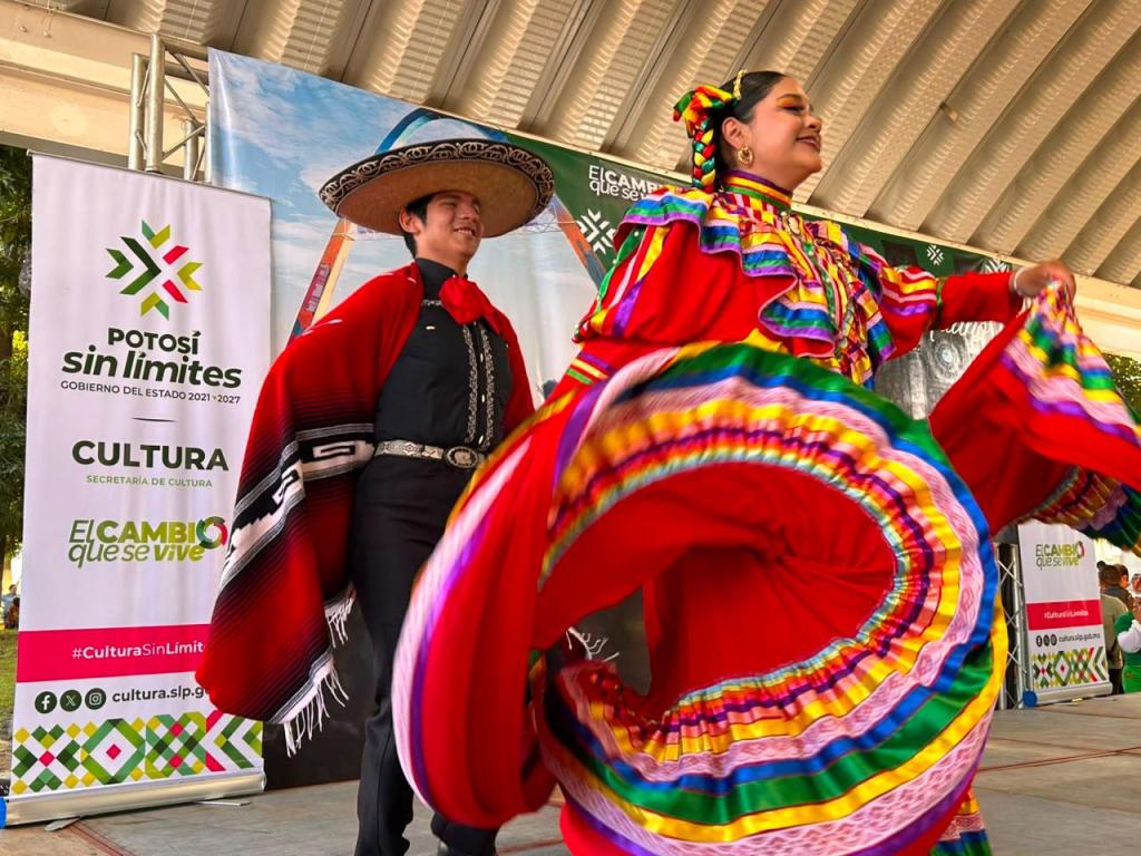 GOBIERNO ESTATAL ACERCA LA CULTURA AL ALTIPLANO CON EL FESTIVAL DE LA LUNA
