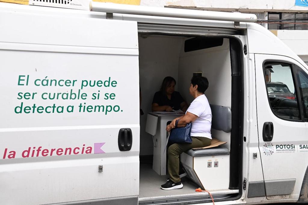 «MUJERES CONTRA EL CÁNCER» CONTINÚA SU RECORRIDO PROMOVIENDO LA DETECCIÓN OPORTUNA, EN&nbsp;SOLEDAD