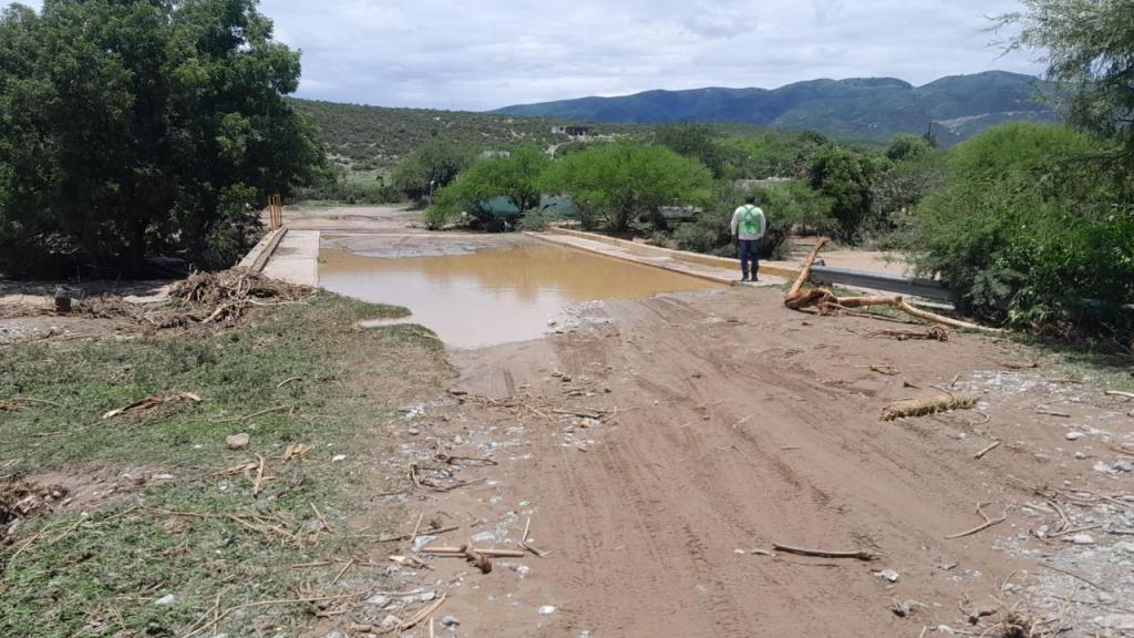 GOBIERNO ESTATAL EVALÚA Y ATIENDE AFECTACIONES POR LLUVIAS EN CAMINOS DEL&nbsp;ALTIPLANO