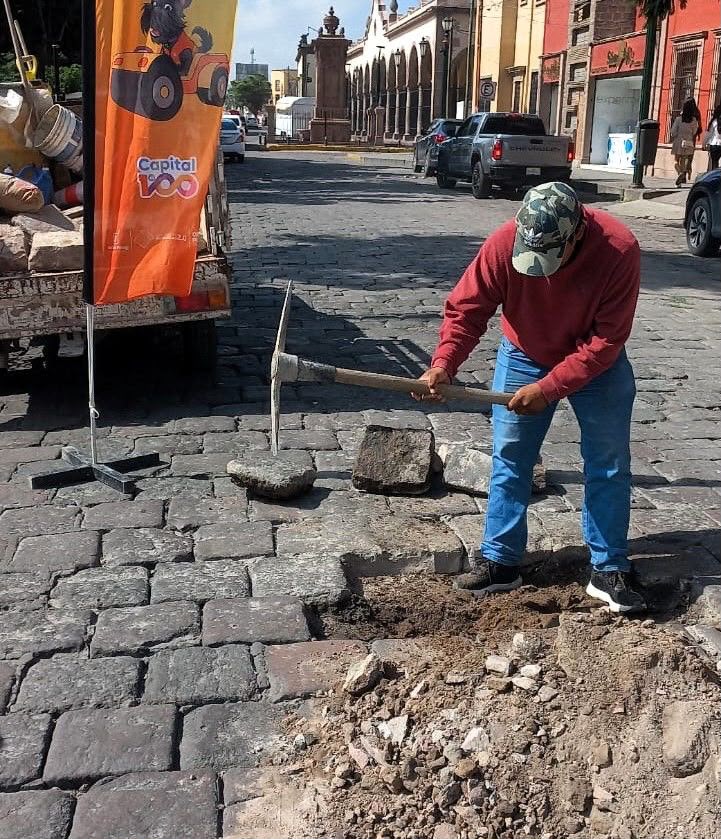 Refuerza Gobierno de la Capital mantenimiento a vialidades con atención diaria a&nbsp;reportes