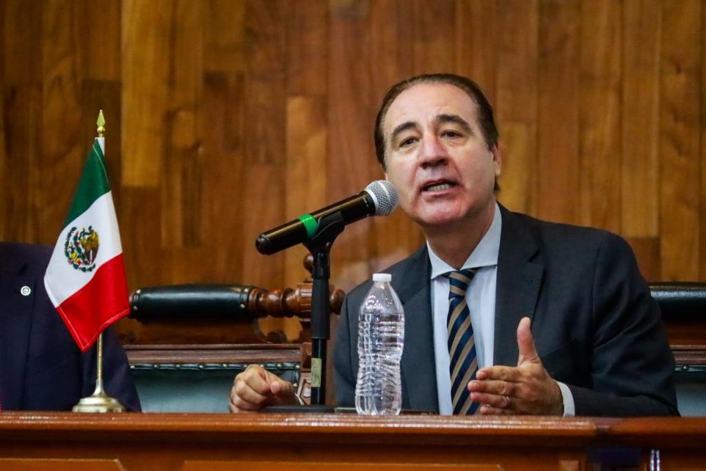 Eduardo Ferrer Mac-Gregor encabeza en la UASLP diálogo sobre los desafíos del constitucionalismo contemporáneo