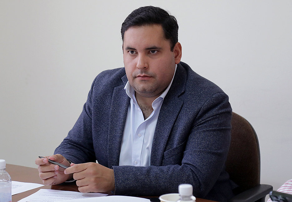 DIPUTADO LUIS EMILIO ROSAS MONTIEL HIZO LLAMADO A CONSTRUIR ACUERDOS ENTRE TAXISTAS, PLATAFORMAS Y AUTORIDADES PREVIO A LA FENAPO&nbsp;2026
