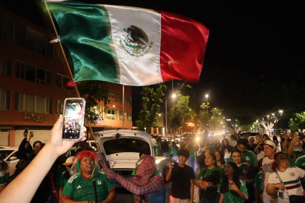 ALCALDE GALINDO PIDE A LOS POTOSINOS FESTEJAR EN CASA Y EVITAR LLEVAR A LOS NIÑOS A LA AV CARRANZA ESTE DOMINGO.